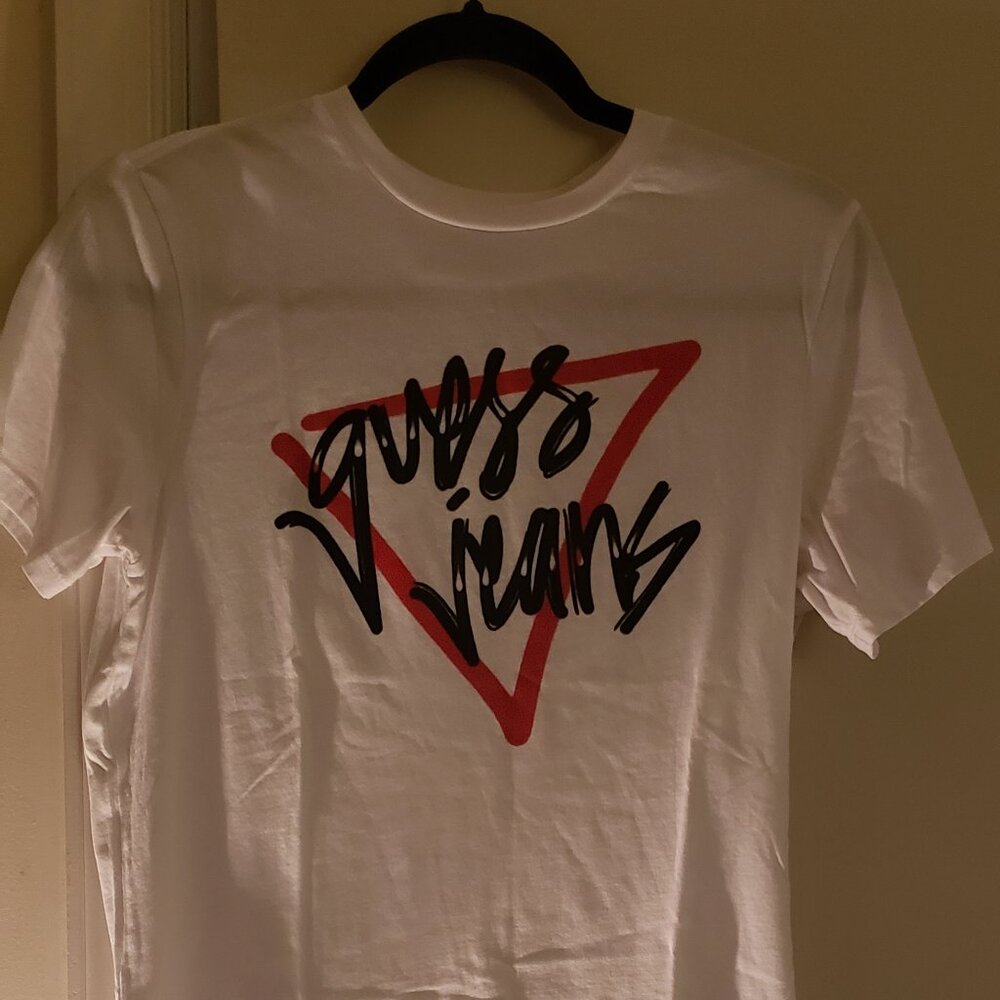 Guess Tee
